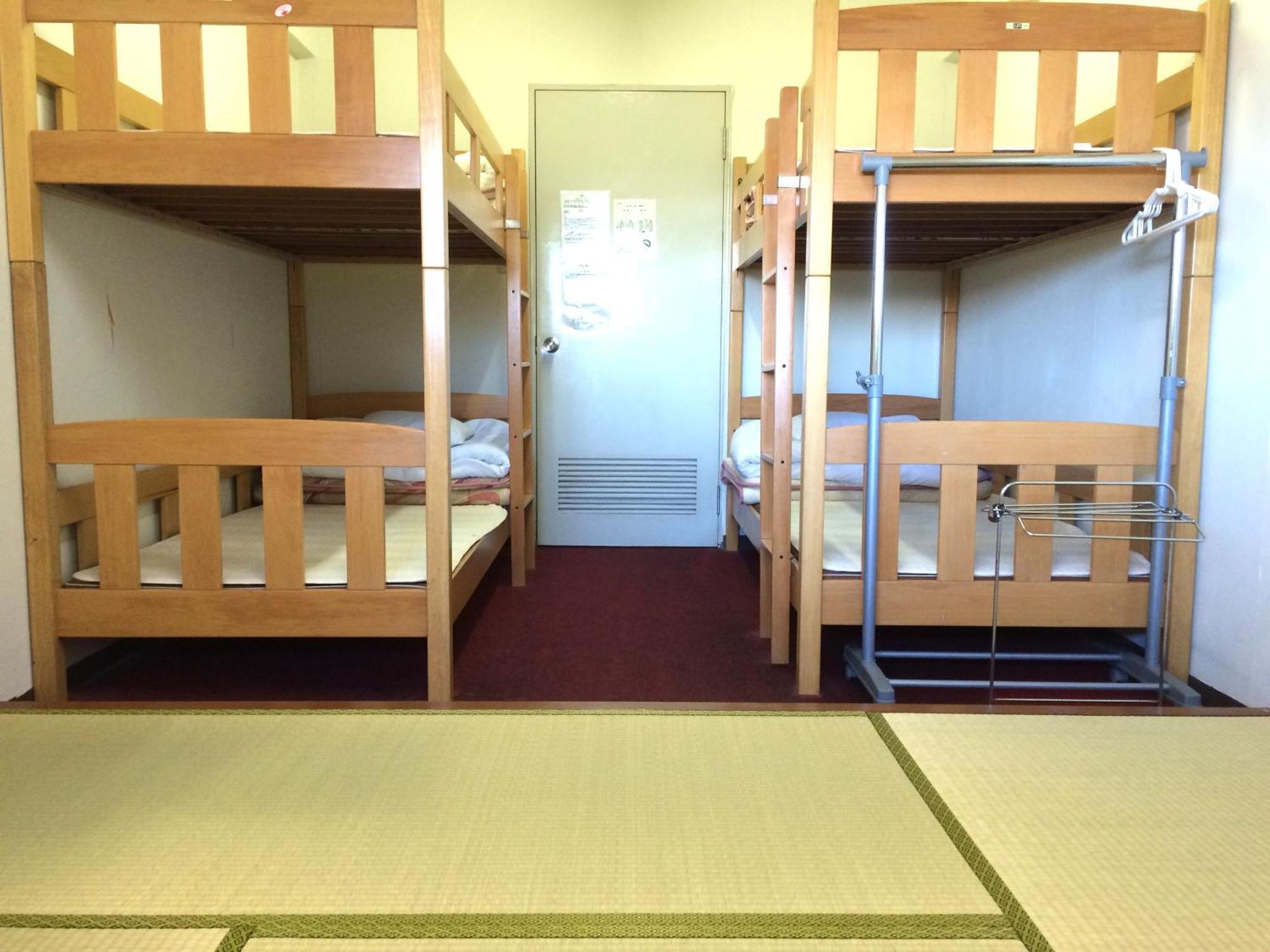 Shodoshima Olive Youth Hostel Room photo