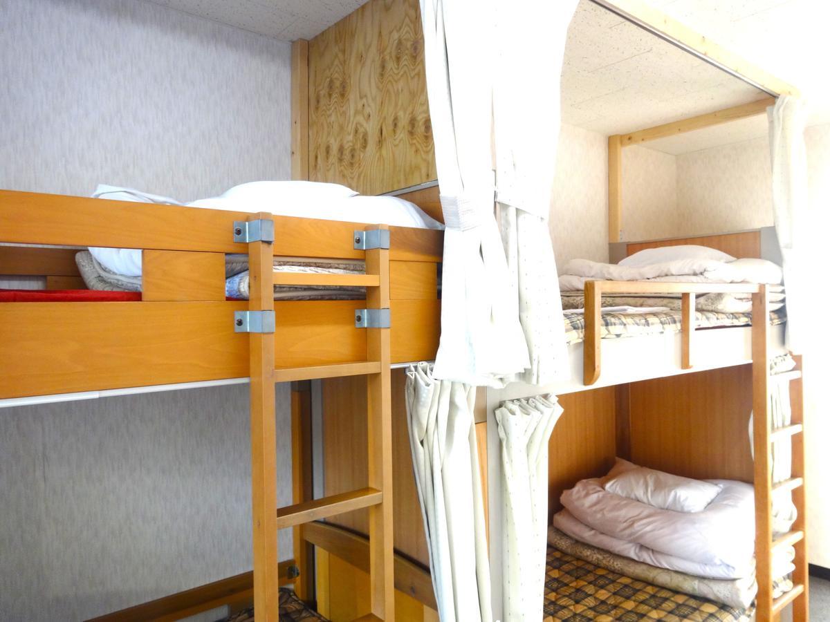 Shodoshima Olive Youth Hostel Room photo