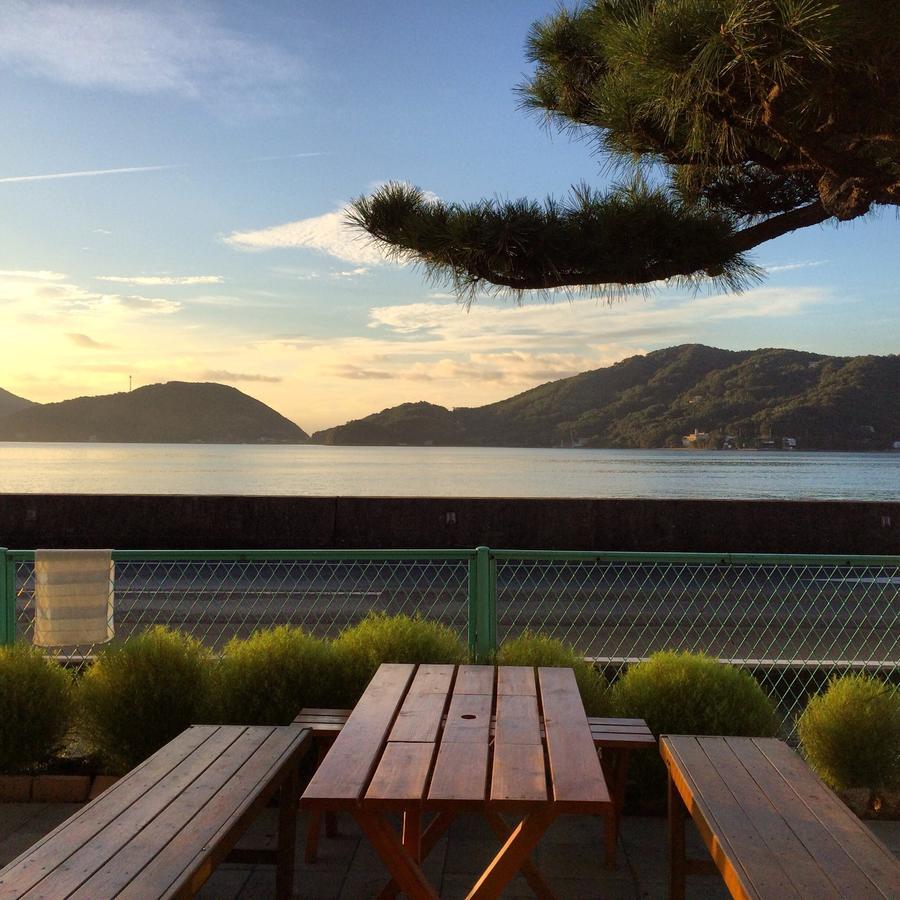Shodoshima Olive Youth Hostel Exterior photo