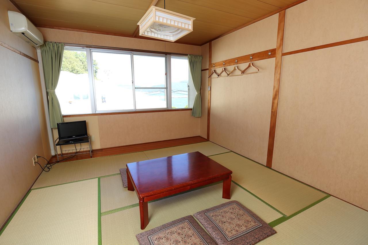 Shodoshima Olive Youth Hostel Exterior photo